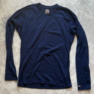 Icebreaker 200 merino wool long sleeve crew base layer size MED